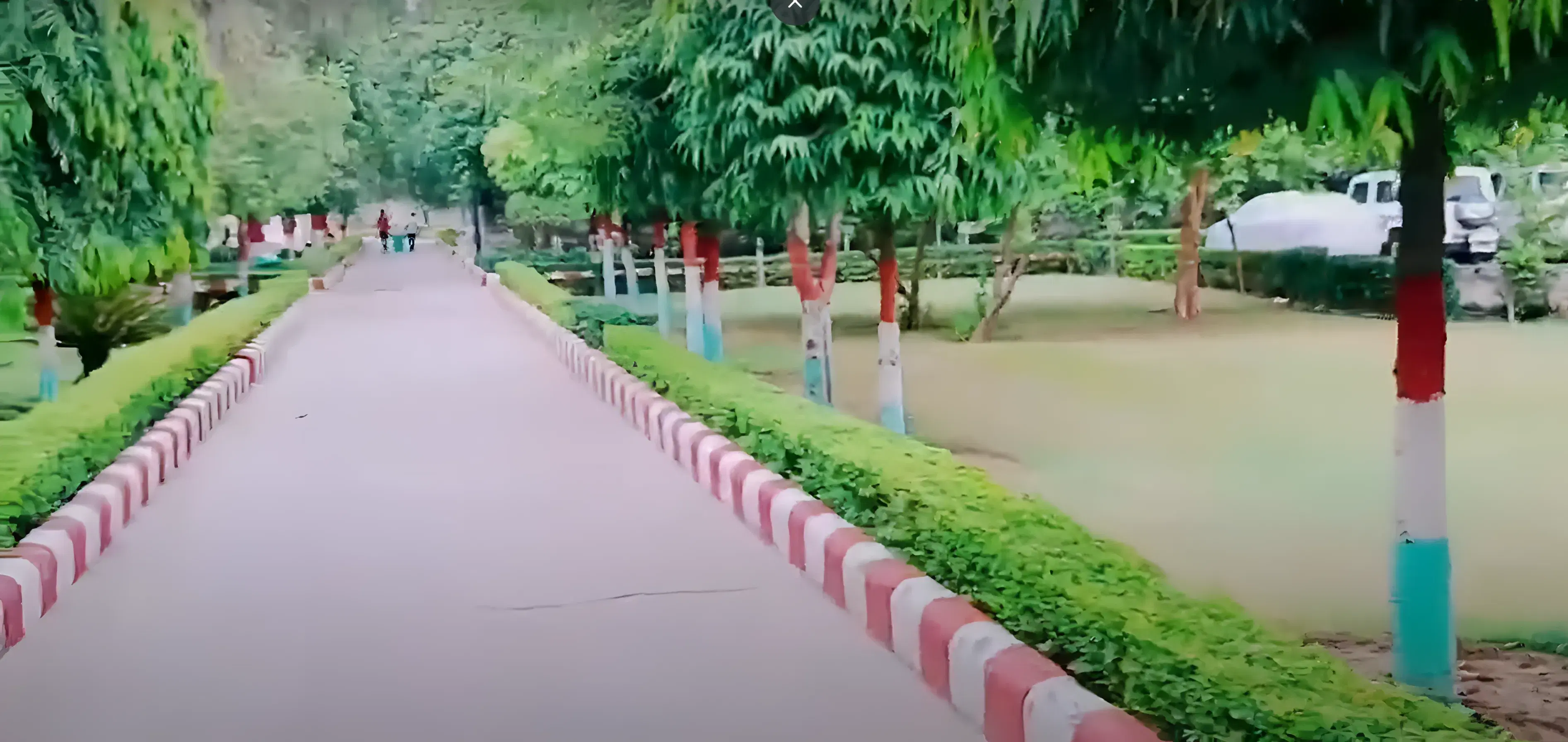 HIMT Group of Institutions Greater Noida Campus photo 1